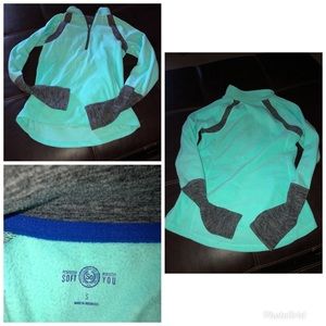 Pullover fleece NWOT